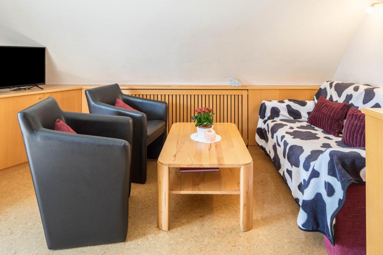 Waldesruh Apartment ทิทิเซ-นอยชตัดท์ ภายนอก รูปภาพ