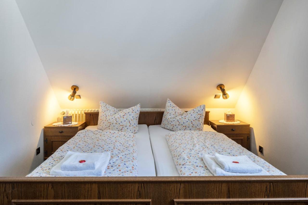 Waldesruh Apartment ทิทิเซ-นอยชตัดท์ ภายนอก รูปภาพ